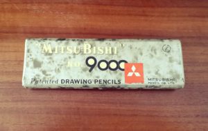 三菱鉛筆の缶ケース