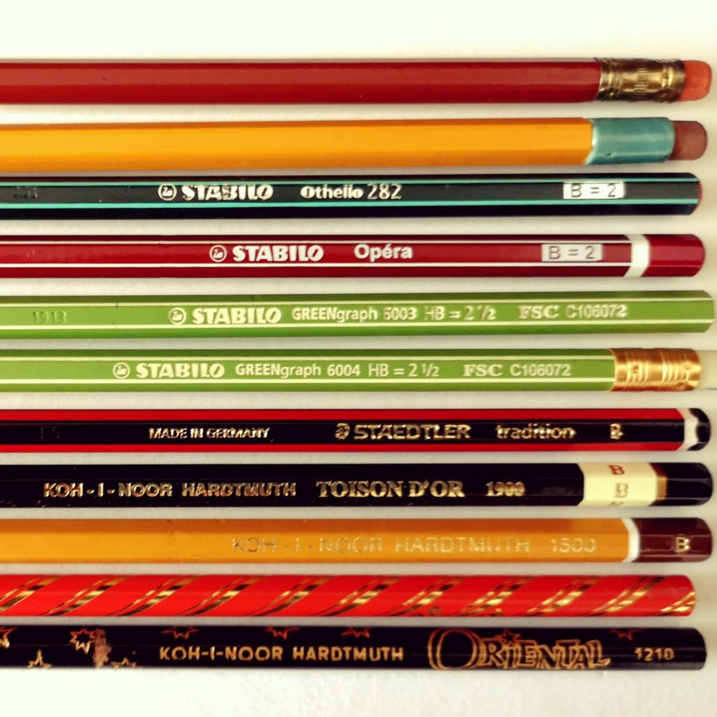 驚きの価格 レトロ鉛筆 17本